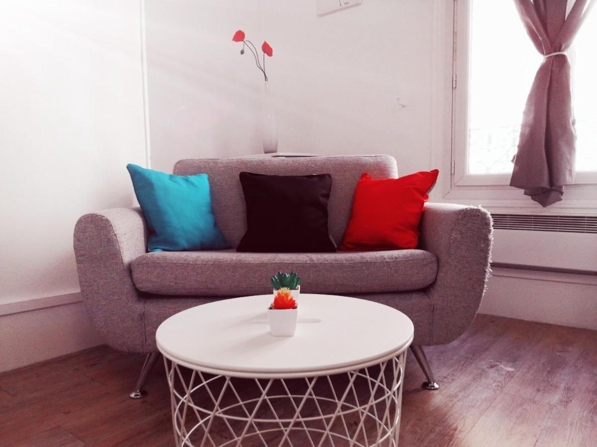 Studio Situe Dans Un Quartier Calme Et Residentiel A Montrouge A Seulement 2 Minutes Du Metro Exteriör bild